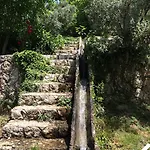 Kilim Yaka Village *