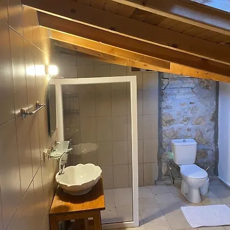 Kilim Yaka Village *