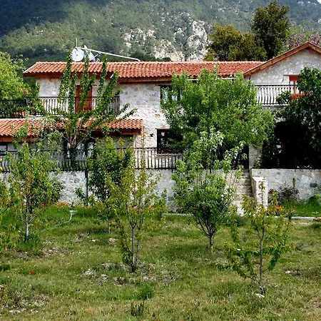 Kilim Yaka Village * Kayacık